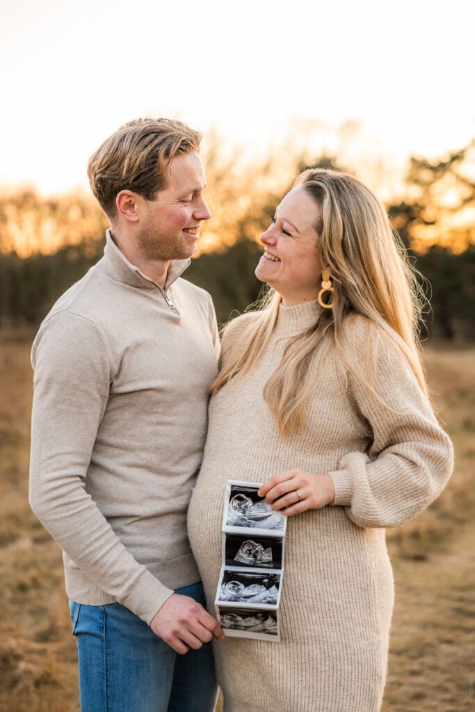 Zwangerschapsshoot met partner